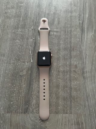 Apple watch de oro de segunda mano en WALLAPOP