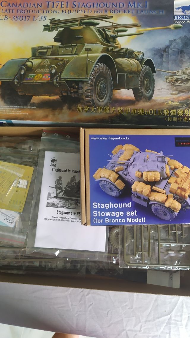 maqueta para montar 1/35 con extras Staghound