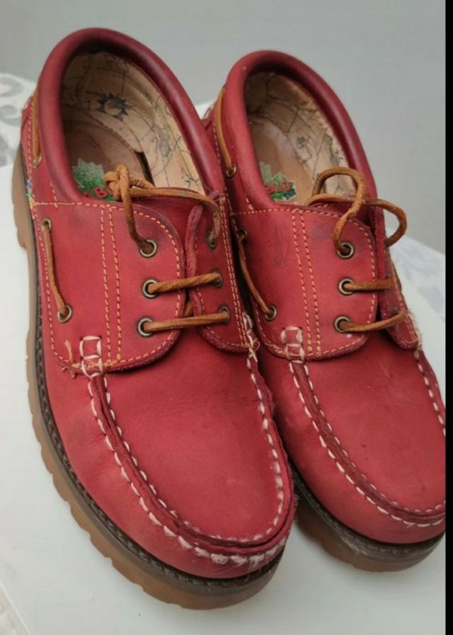 Nauticos " Pablo"  clásicos de piel rojos