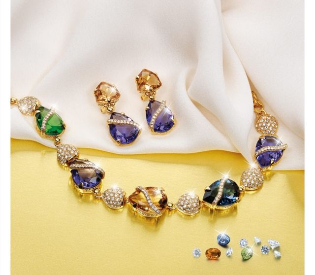 Collar y pendientes de Swarovski