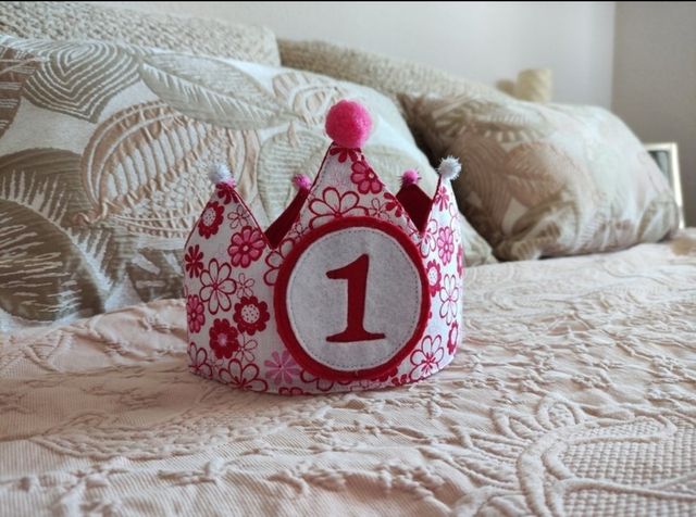 CORONA CUMPLEAÑOS UNISEX