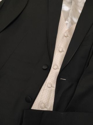 Traje Novio de segunda mano en Madrid en WALLAPOP