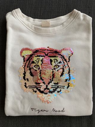 Sudadera Zara Tigre de segunda mano por 3 EUR en Ferrol en WALLAPOP