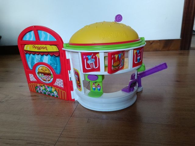Hamburguesería de pin y pon