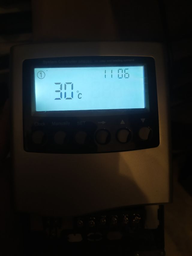 Controlador de calentador de agua solar SR609C