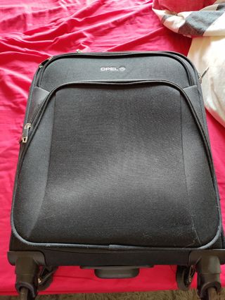 Maleta para avión de segunda mano en WALLAPOP