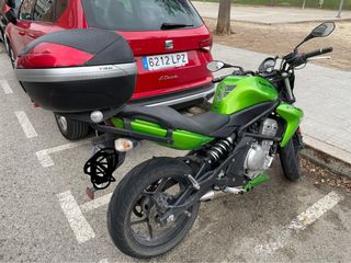 Baul moto Kawasaki de segunda mano en WALLAPOP