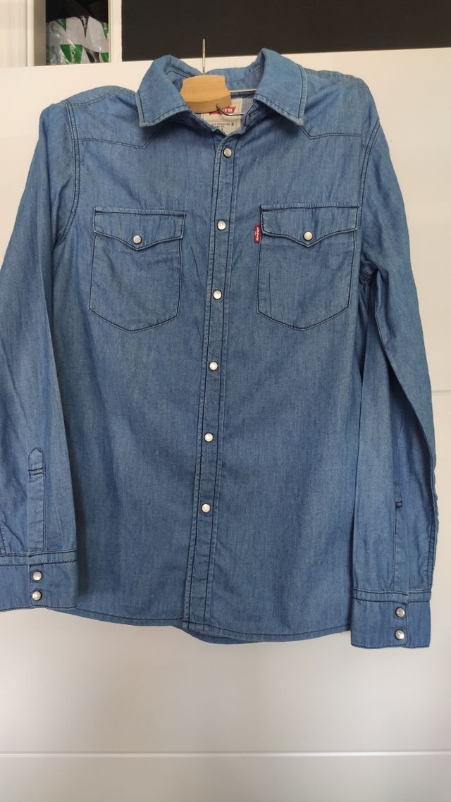 Camisa LEVIS talla 12 años