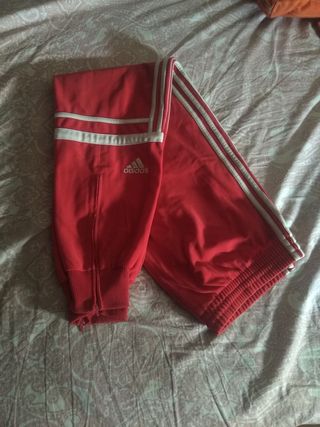 Chandal Adidas Challenger de segunda mano en WALLAPOP