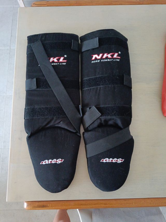 Espinilleras de Kick Boxing NKL