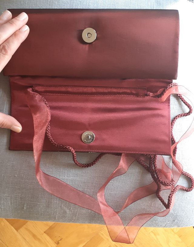 Bolso de fiesta tonos granates