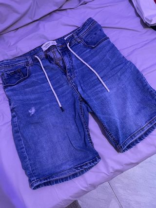 Pantalones Vaqueros Pull\u0026amp;Bear Cortos de segunda mano por 9 EUR en  Valencia en WALLAPOP
