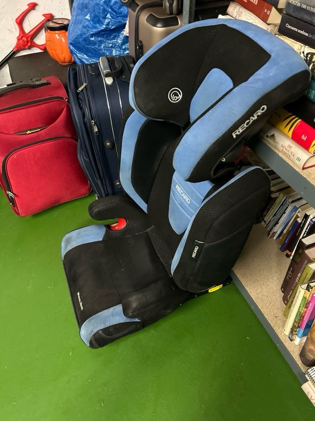 Silla Recaro para el coche (Tengo 2 )