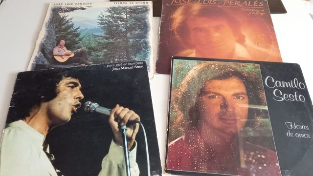 vinilos. 50 euros cada uno