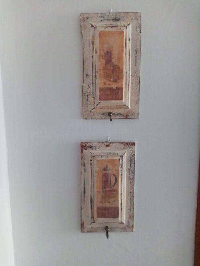 2 Perchas para decorar recicladas