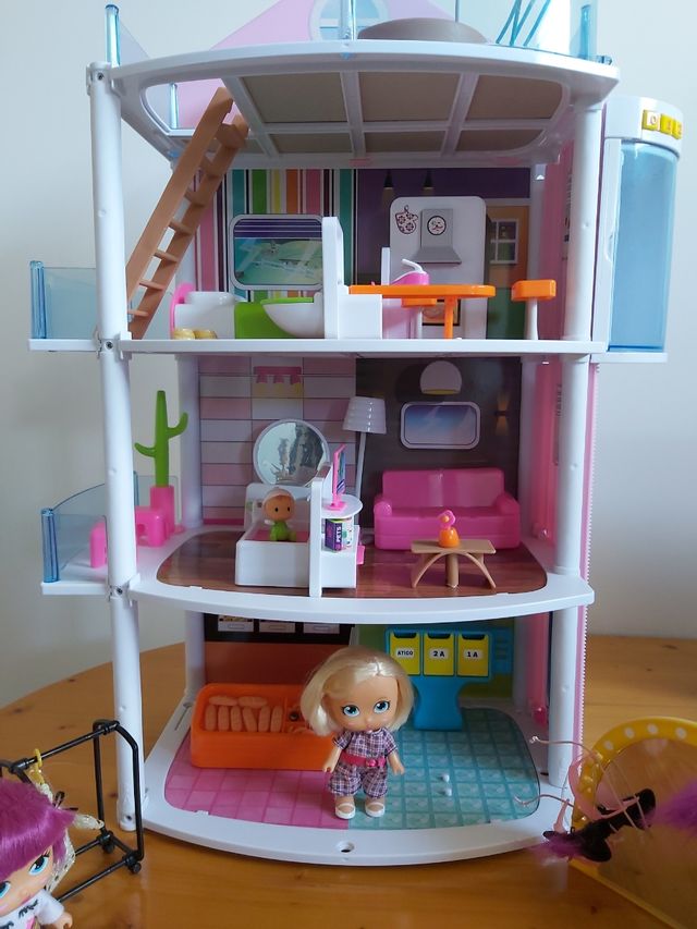 Edificio y Boutique Barriguitas.