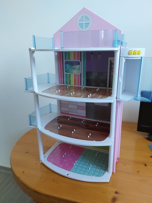 Edificio y Boutique Barriguitas.