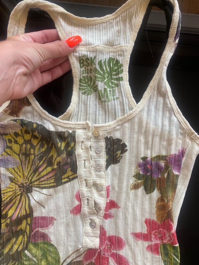 Camiseta Amarilla con estampado Bershka