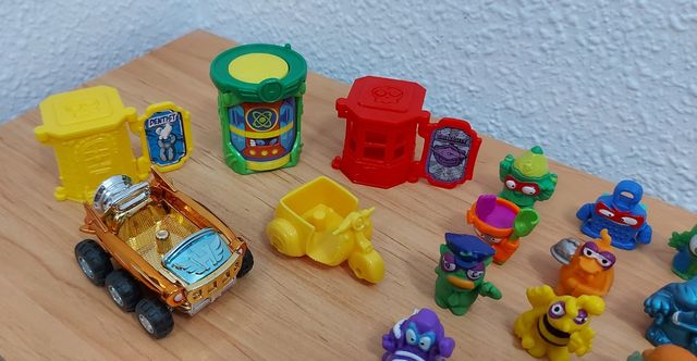 Lote 40 Superzings 02