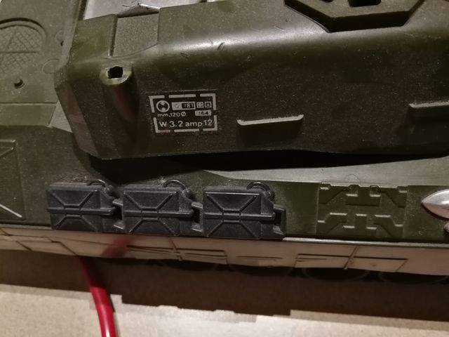 tank leopard II carroarmato filocomandato