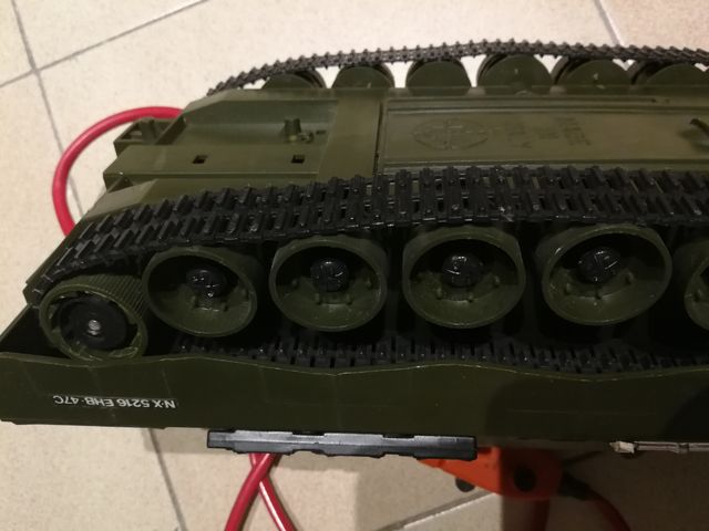 tank leopard II carroarmato filocomandato