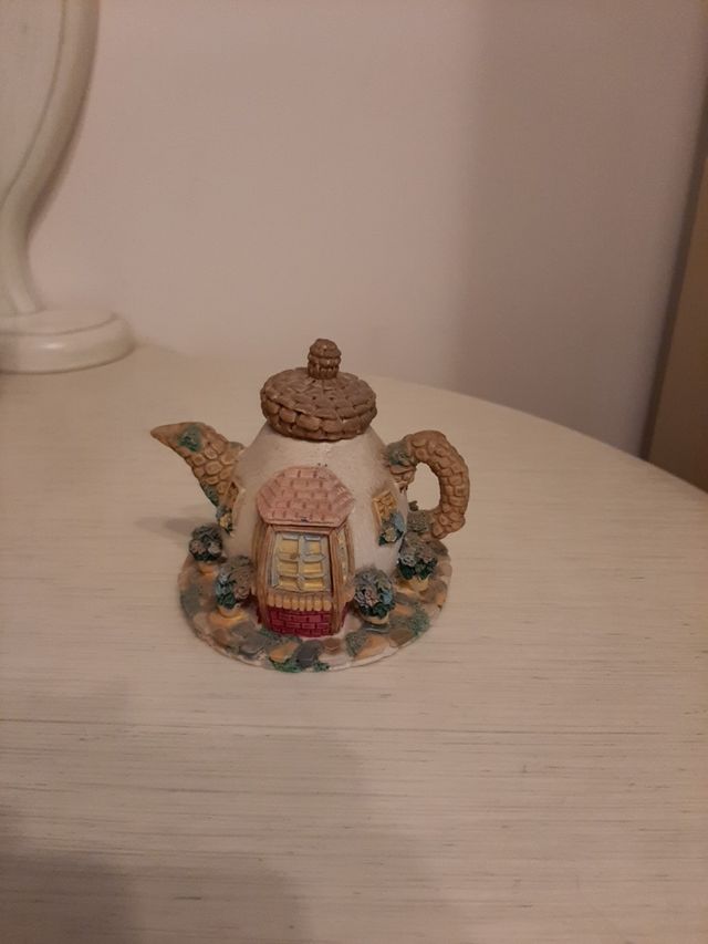 Soprammobile casetta topini