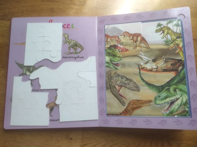 Libro puzzle dinosaurios