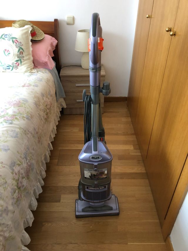 Aspiradora SHARK Navigator NV350 1200W +accesorios