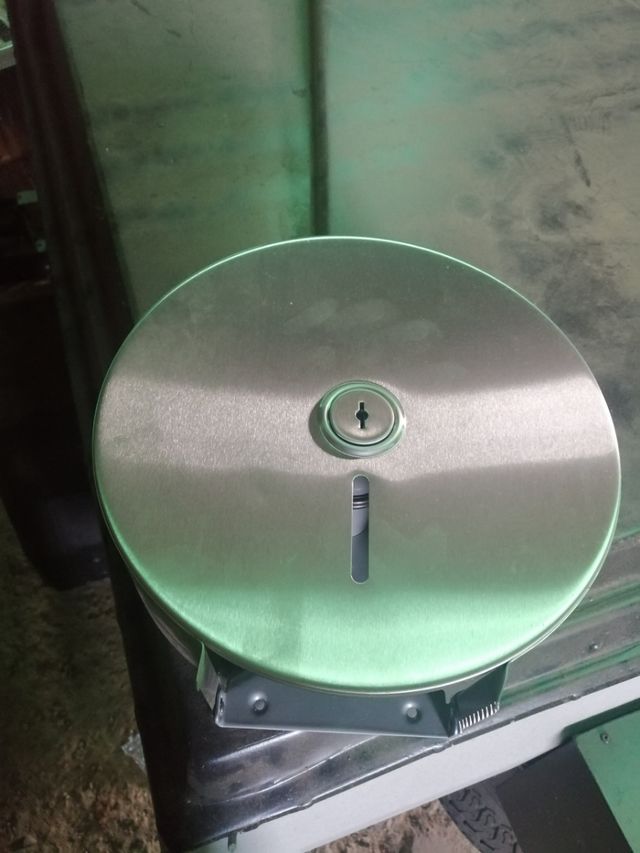 DISPENDADOR DE JABON Y PORTARROLLOS HOSTELERÍA