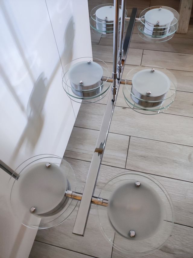 lámpara de techo vidrio y crono