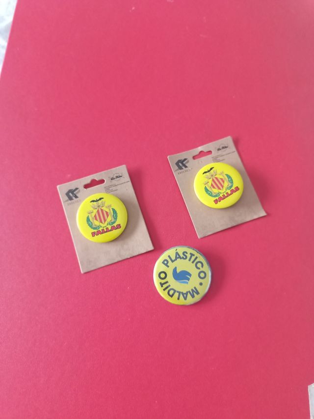 *CHAPAS FALLAS Y PLÁSTICOS.