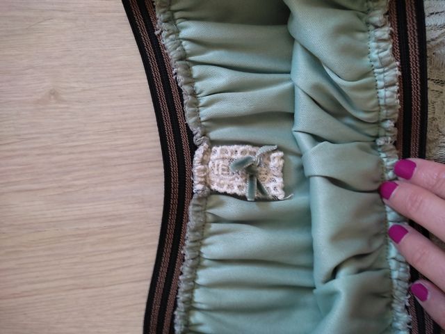 Conjunto falda romántica de encaje y top lencero