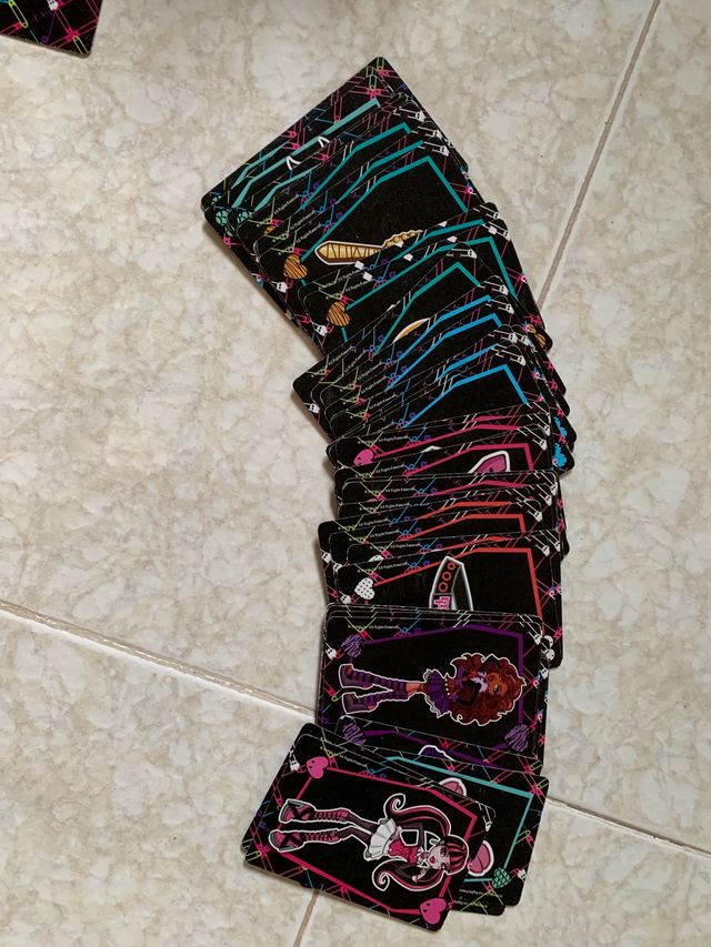Juego de cartas de Monster High