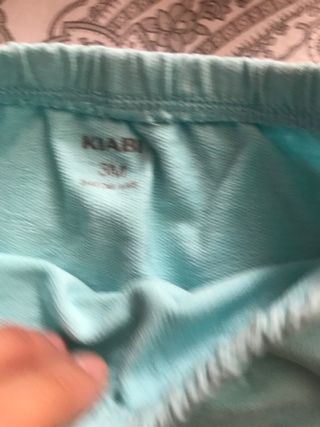 2 pantalones cortos bebé 3 meses Kiabi de segunda mano por 3 EUR en  Salamanca en WALLAPOP