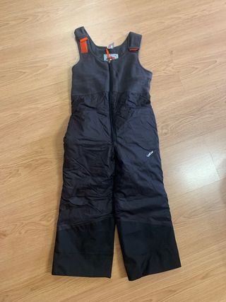 Ropa de esquí Decathlon de segunda mano en WALLAPOP