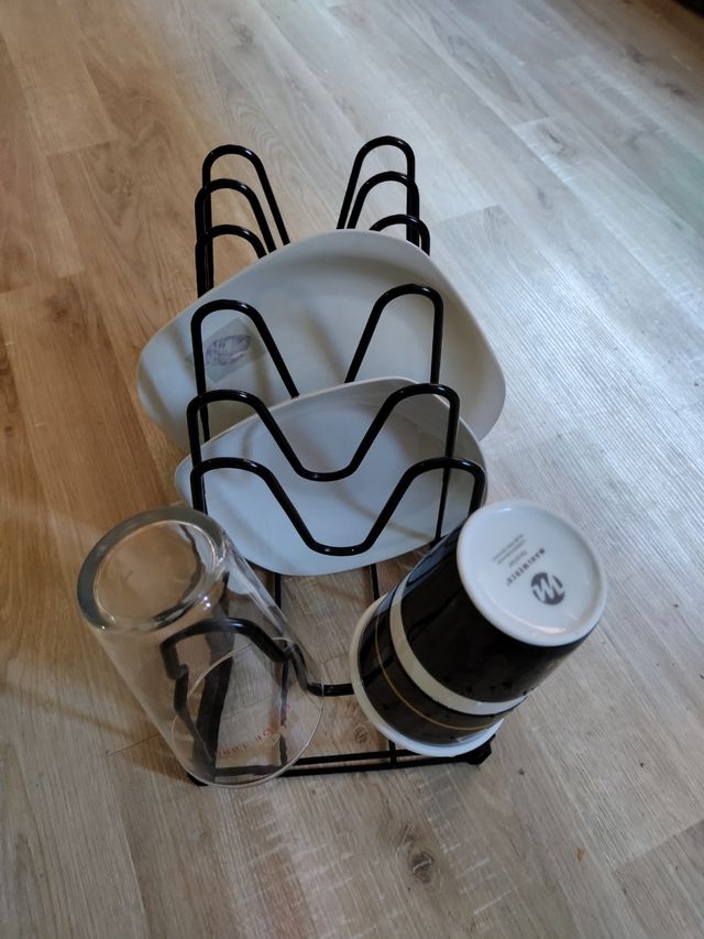 ESCURREPLATOS Y VASOS