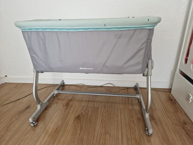 Minicuna colecho + conjunto nórdico.