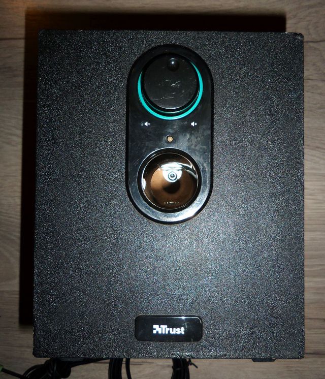 2.1 Cube SPEAKERS TRUST 15418 Set di altoparlanti