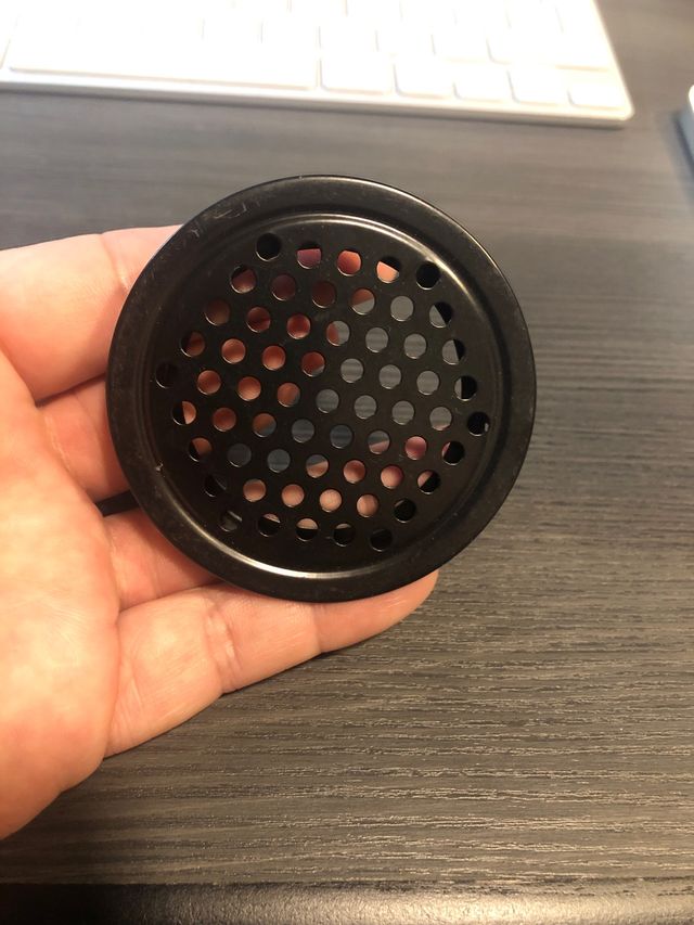 Tapas respiradero metálica negras