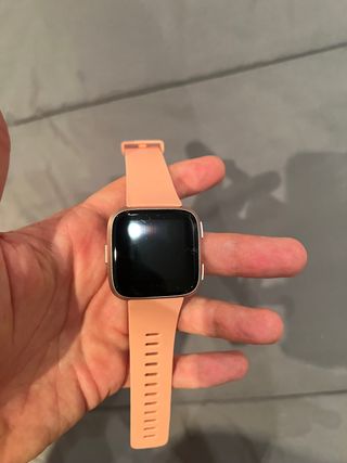Fitbit Versa de segunda mano en WALLAPOP