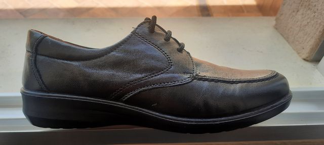 Zapato mujer Pitillos negro N°36.