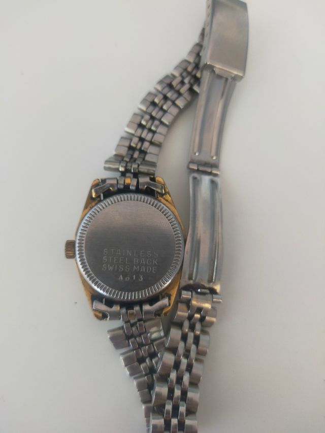 Reloj Bassel Quartz 