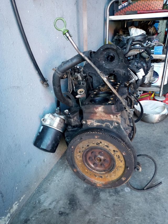 se vende despiece de motor vw t4 1.9 diesel