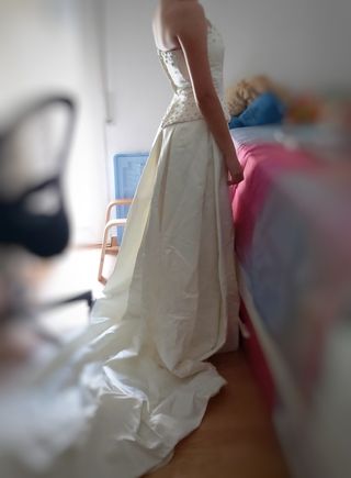 Vestidos de novia segunda mano en Barcelona | WALLAPOP