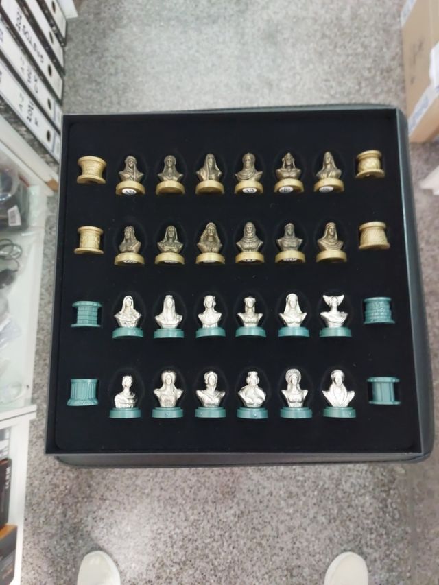 Juego de damas - Moros y Cristianos