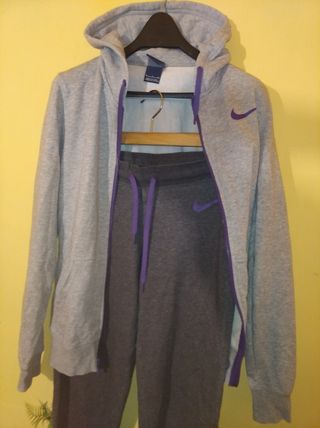 Chandal Nike mujer de segunda mano en WALLAPOP