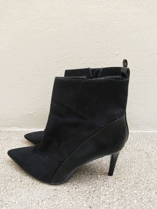 Botines Zara con cremallera de segunda mano en WALLAPOP