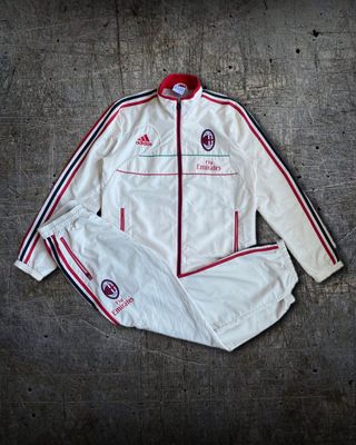 Chandal Adidas fútbol de segunda mano en WALLAPOP