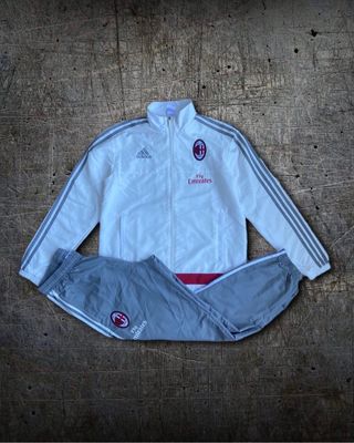 Chandal Adidas fútbol de segunda mano en WALLAPOP