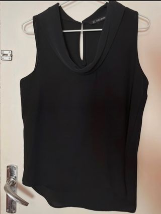Blusa Zara negra de segunda mano en WALLAPOP